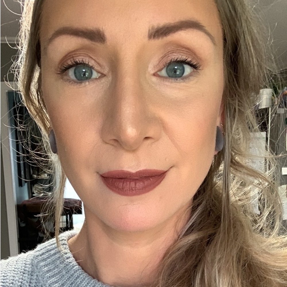 Meet your Posher, Casie